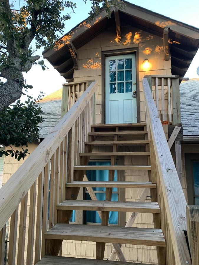 Rustic Rooftop Delight - Bay Front Apts ノーフォーク エクステリア 写真