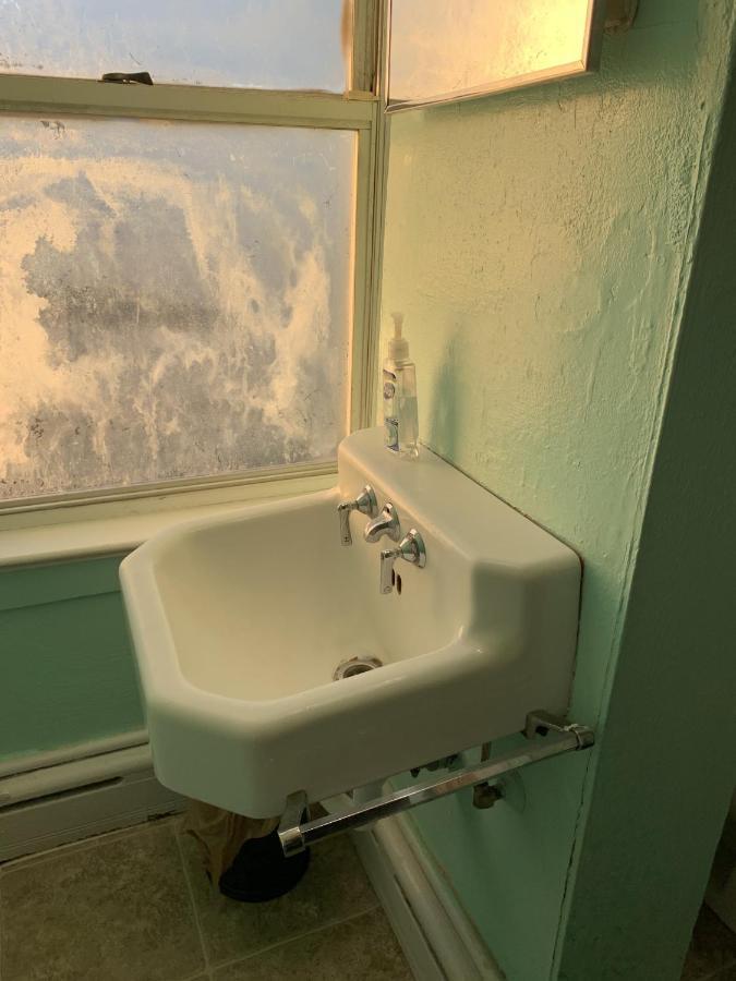 Rustic Rooftop Delight - Bay Front Apts ノーフォーク エクステリア 写真