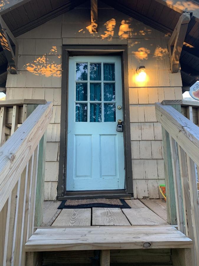 Rustic Rooftop Delight - Bay Front Apts ノーフォーク エクステリア 写真